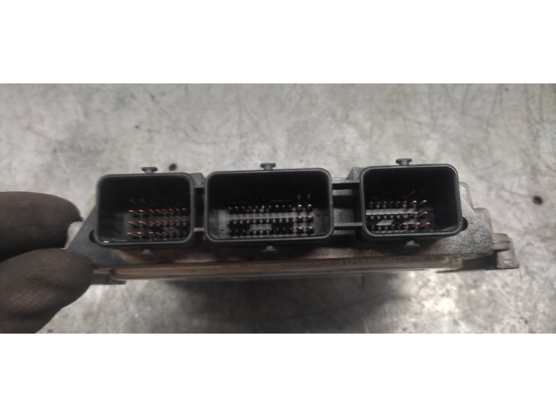 Recambio de centralita motor uce para peugeot 308 sport referencia OEM IAM 9664843780  