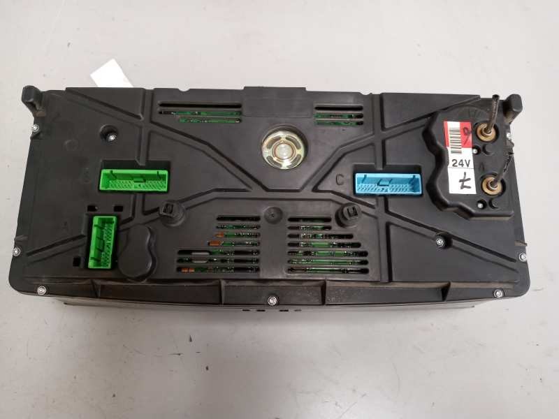 Recambio de cuadro instrumentos para volvo trucks b12b referencia OEM IAM 70329295  