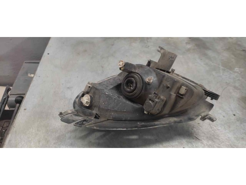 Recambio de faro derecho para citroën xsara picasso 2.0 hdi sx plus referencia OEM IAM 9631494980  