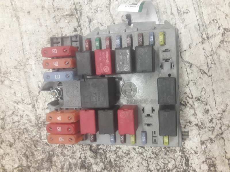 Recambio de caja reles / fusibles para alfa romeo 147 (190) 1.9 jtd 150 q2 referencia OEM IAM   