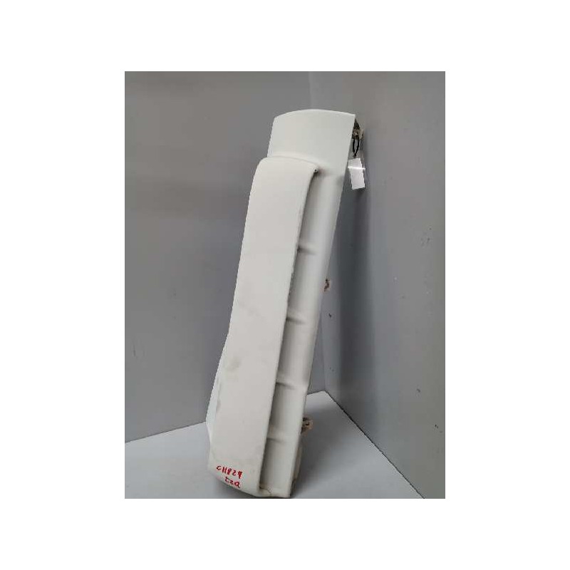Recambio de deflector izquierdo para iveco stralis (as) fsa t / p 4x2 gran espacio referencia OEM IAM 504096163  