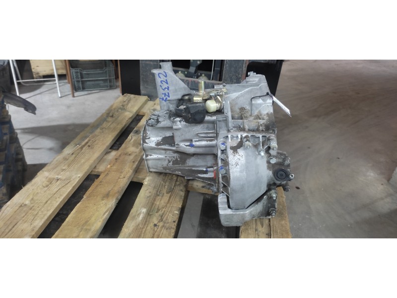 Recambio de caja cambios para peugeot 407 st sport pack referencia OEM IAM 20MB02  