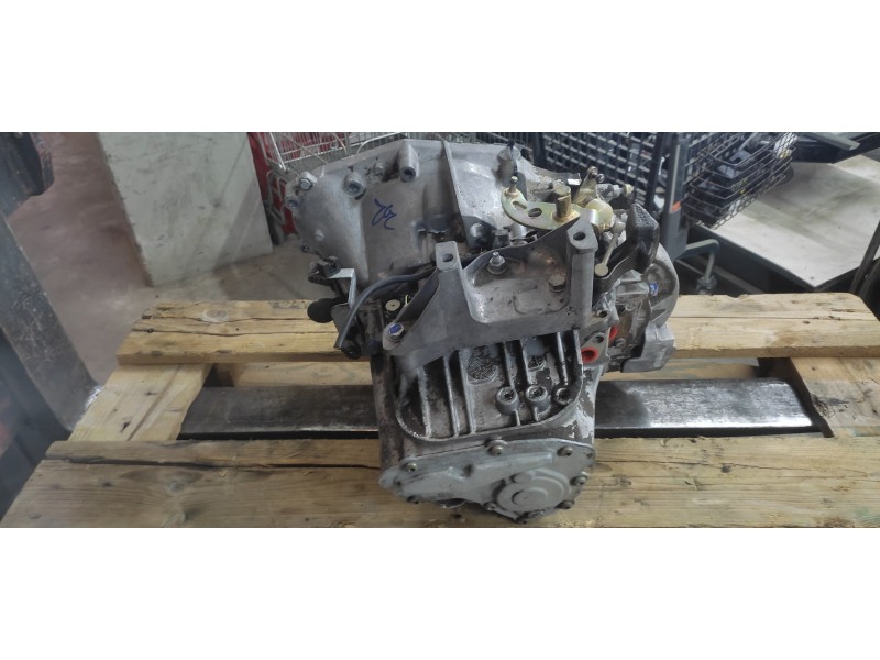 Recambio de caja cambios para peugeot 407 st sport pack referencia OEM IAM 20MB02  