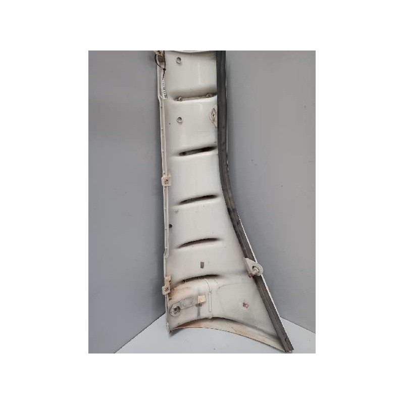 Recambio de deflector izquierdo para iveco stralis (as) fsa t / p 4x2 gran espacio referencia OEM IAM 504096163  