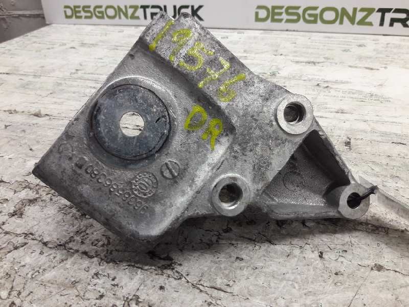 Recambio de soporte motor derecho para peugeot 406 berlina (s1/s2) st referencia OEM IAM 9638586380  