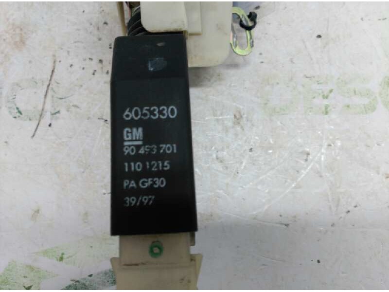 Recambio de cerradura puerta delantera izquierda para opel astra f berlina básico referencia OEM IAM 134178  