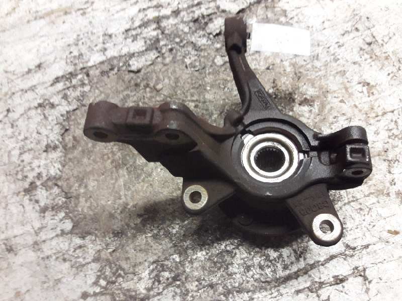 Recambio de mangueta delantera derecha para ford fiesta (cb1) ambiente referencia OEM IAM 8V513K170AF  