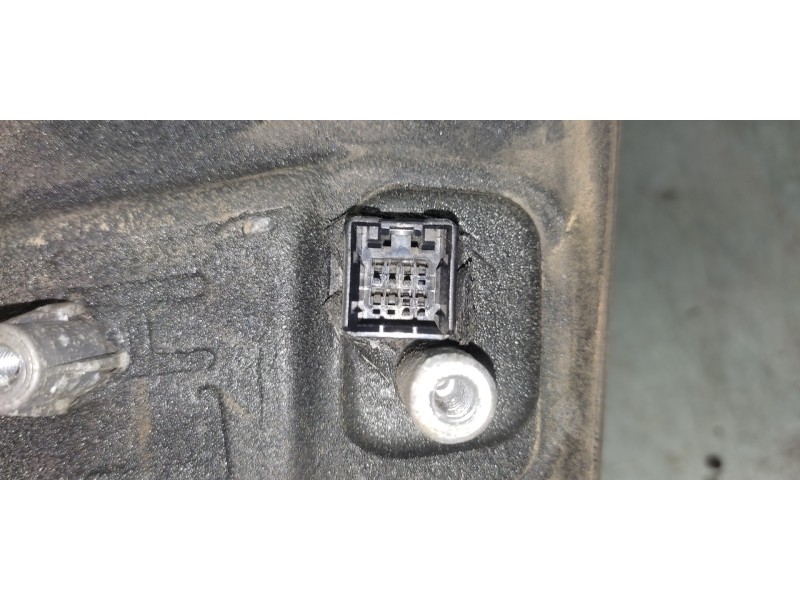 Recambio de retrovisor izquierdo para hyundai matrix (fc) 1.6 gls referencia OEM IAM   5 PINS