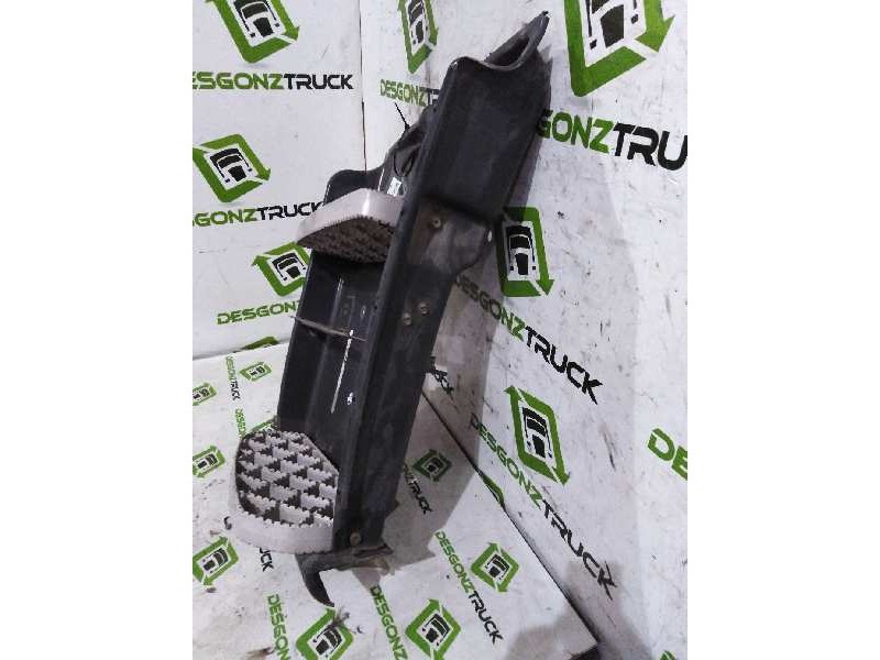 Recambio de peldaño izquierdo para scania trucks p, g, r, t series r 480 (480cv) referencia OEM IAM   