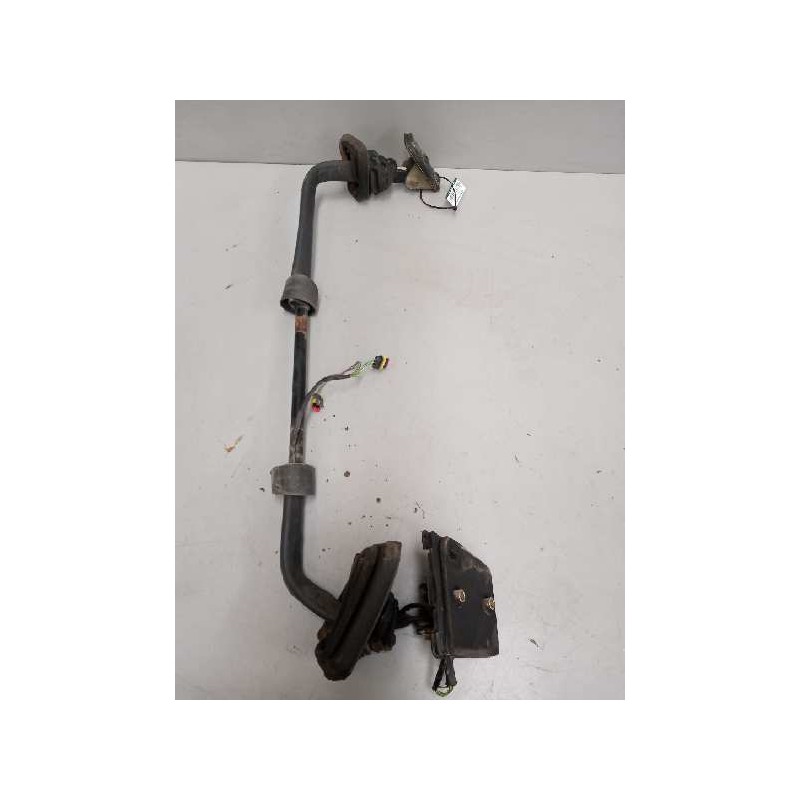Recambio de brazo retrovisor izquierdo para iveco stralis (as) fsa t / p 4x2 gran espacio referencia OEM IAM   