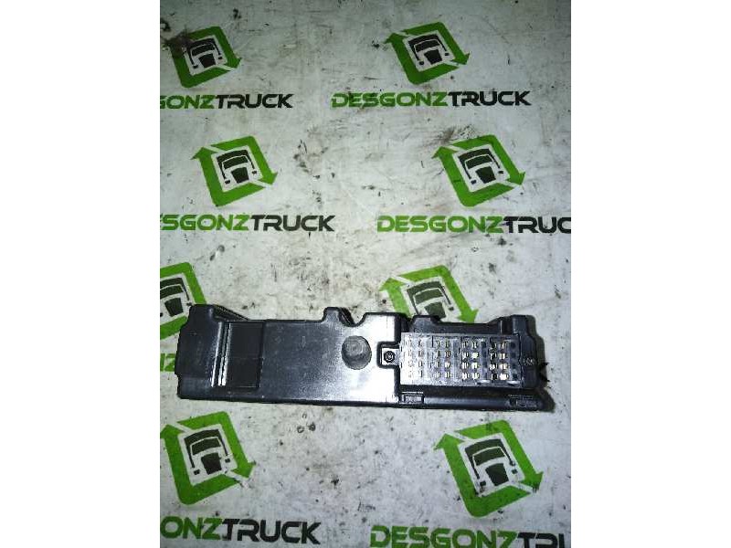 Recambio de tacografo para renault premium route 2006 fas 4x2gv larga distancia referencia OEM IAM SE5000  