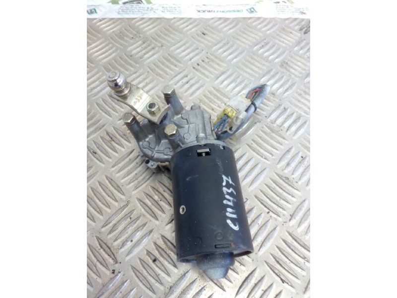 Recambio de motor limpia delantero para nissan trade 100 3.0 turbodiesel referencia OEM IAM   