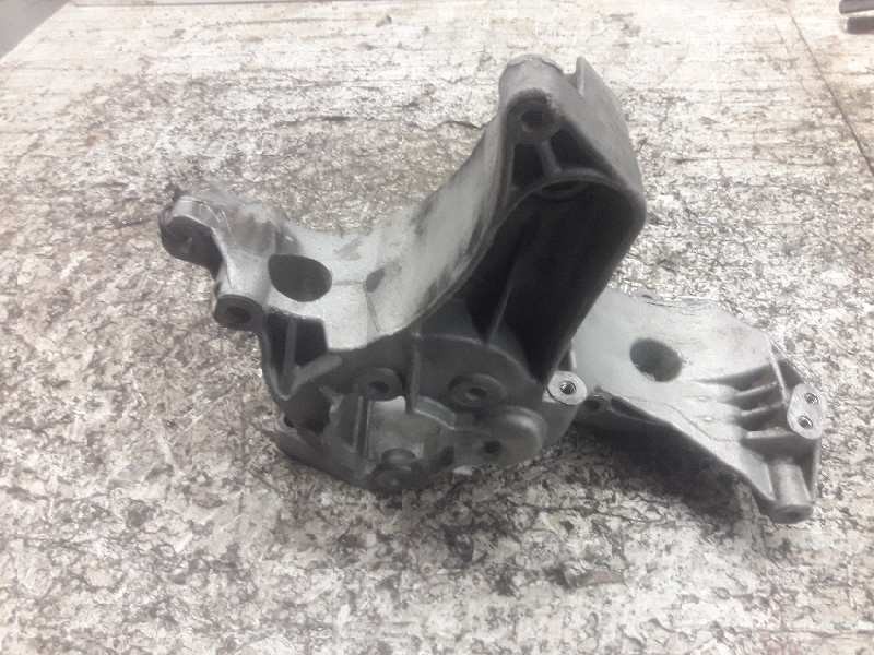 Recambio de soporte alternador para renault scenic (ja..) 1.9 dci authentique referencia OEM IAM   