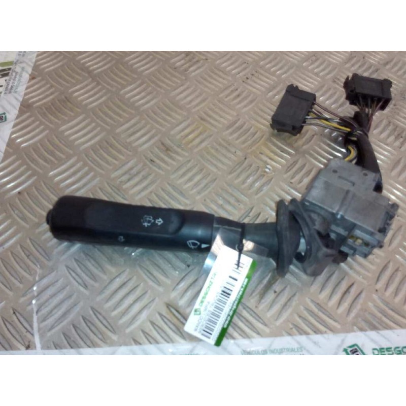 Recambio de mando limpia para mercedes trucks lk/ln2 1117 o, 1117 lo (158-170cv) referencia OEM IAM 6735400445  
