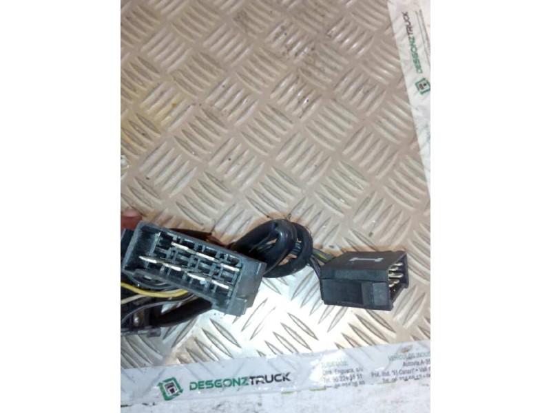 Recambio de mando limpia para mercedes trucks lk/ln2 1117 o, 1117 lo (158-170cv) referencia OEM IAM 6735400445  