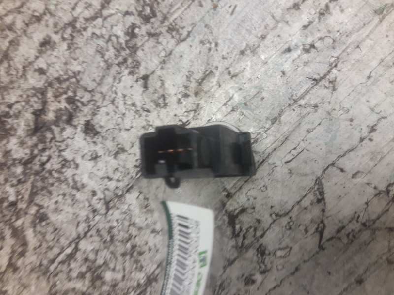 Recambio de boton antiniebla para hyundai coupe (rd) 1.6 16v cat referencia OEM IAM 93740 6 PINS 