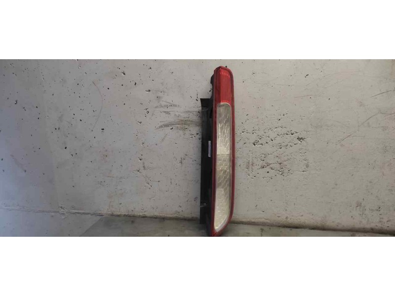 Recambio de piloto trasero derecho para ford focus lim. (cb4) 1.4 16v cat referencia OEM IAM   