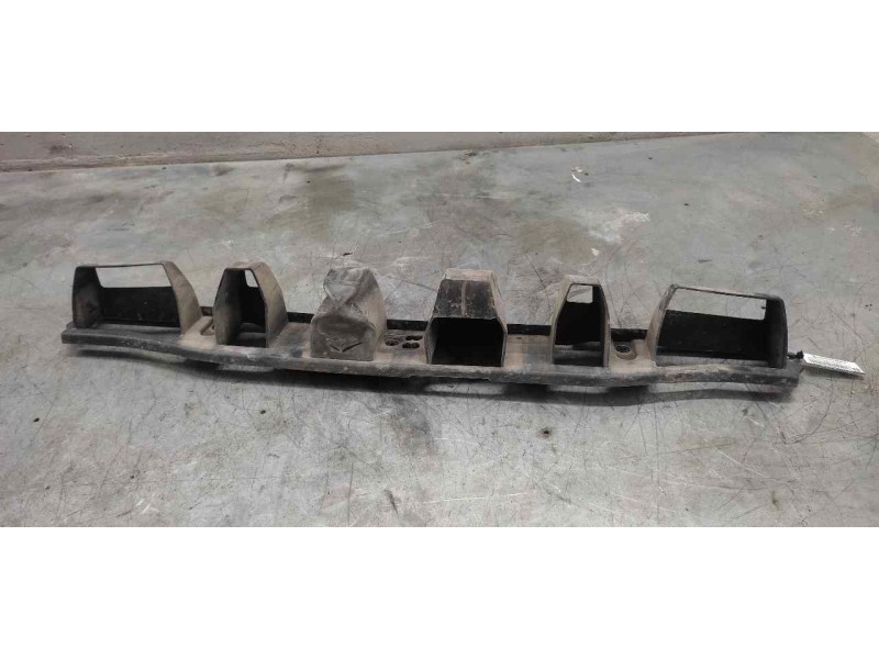 Recambio de soportes paragolpes para citroën c2 sx referencia OEM IAM 9643596077 TRASERO PARTE CENTRAL