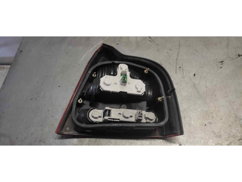 Recambio de piloto trasero izquierdo para volvo s80 berlina 2.4 (103kw) referencia OEM IAM   