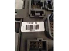 Recambio de caja reles / fusibles para renault magnum ab 2005 12.8 diesel referencia OEM IAM 21899301   2