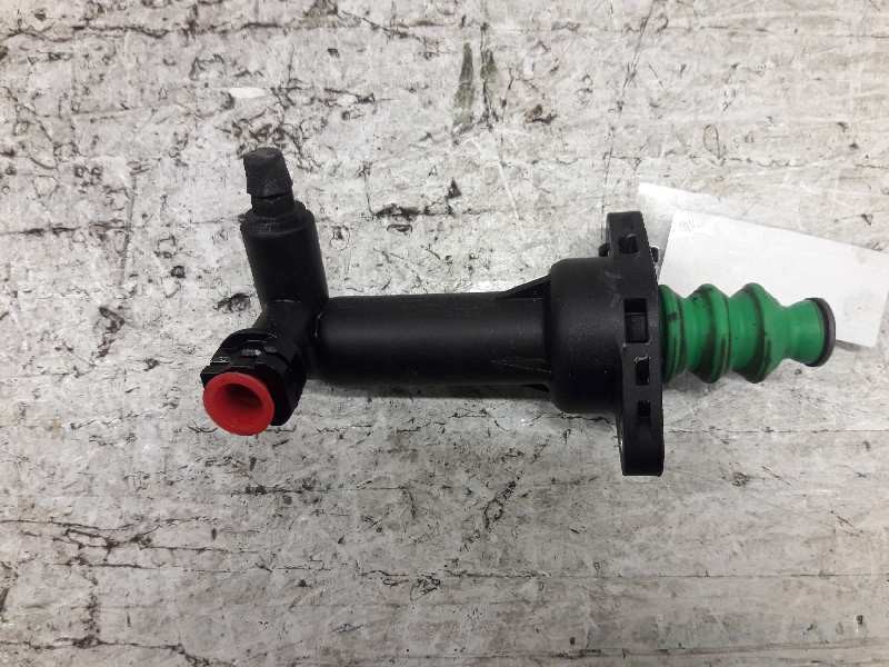 Recambio de bombin embrague para seat ibiza (6l1) fresh referencia OEM IAM 6Q0721261D  