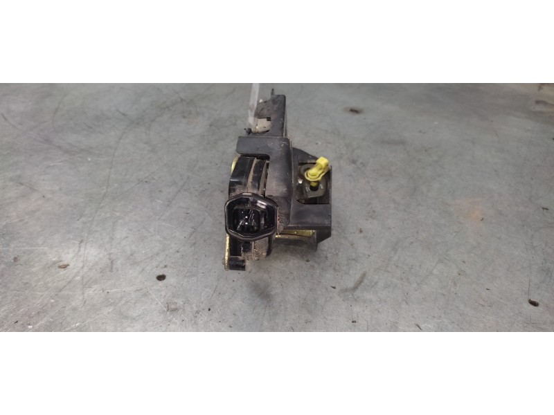 Recambio de cerradura puerta trasera izquierda para hyundai matrix (fc) 1.6 gls referencia OEM IAM   5 PINS