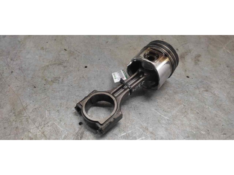 Recambio de piston para renault master ii phase 2 combi combi 2t8 l1 9 - plazas referencia OEM IAM   