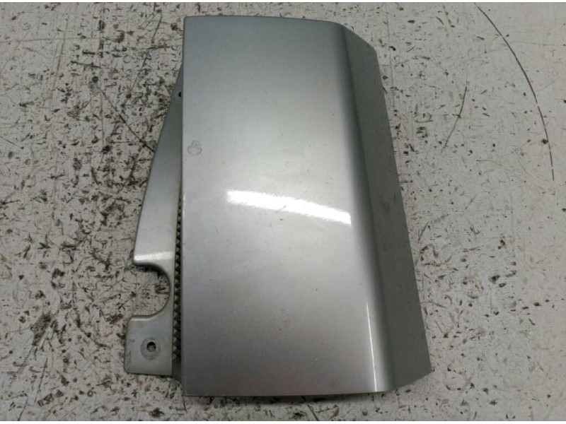 Recambio de molduras traseras para opel meriva blue line referencia OEM IAM 13130028 ENCIMA REFLECTANTE DERECHA