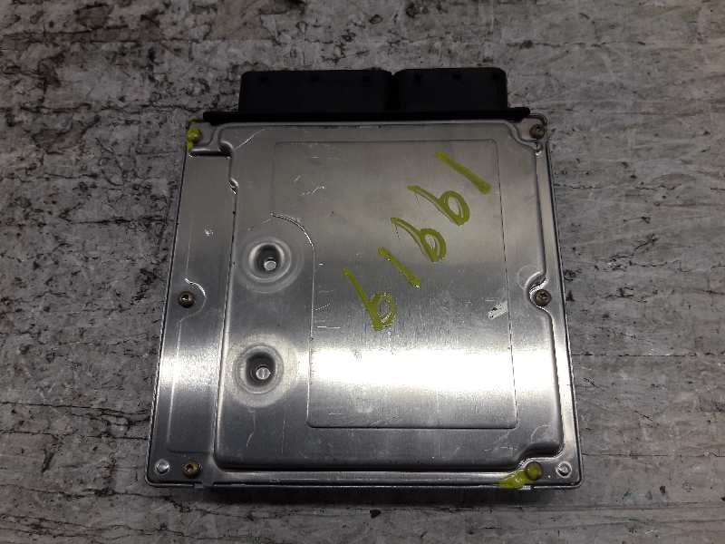 Recambio de centralita motor uce para bmw serie 3 berlina (e46) 320d referencia OEM IAM DDE7791190 0281010565 