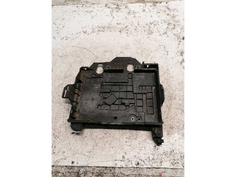 Recambio de soporte bateria para renault clio iii authentique referencia OEM IAM 8200314273B  