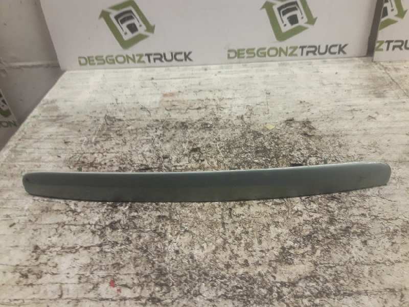 Recambio de asidero porton maletero para daewoo tacuma se referencia OEM IAM 96310352  