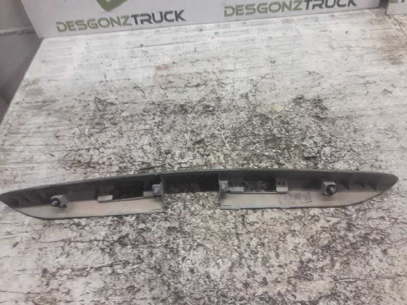 Recambio de asidero porton maletero para daewoo tacuma se referencia OEM IAM 96310352  