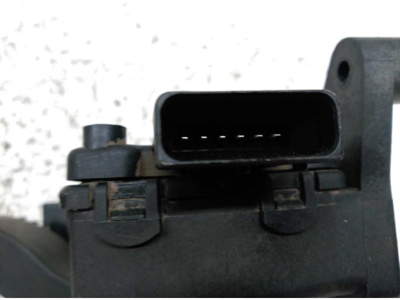 Recambio de potenciometro pedal para opel meriva blue line referencia OEM IAM 93335443  