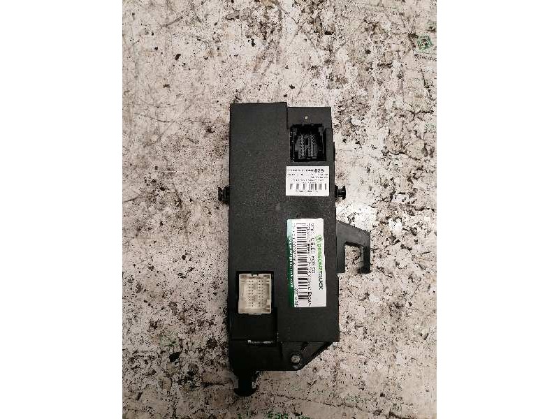 Recambio de modulo electronico para renault espace iv (jk0) grand espace initiale referencia OEM IAM 8200414829  