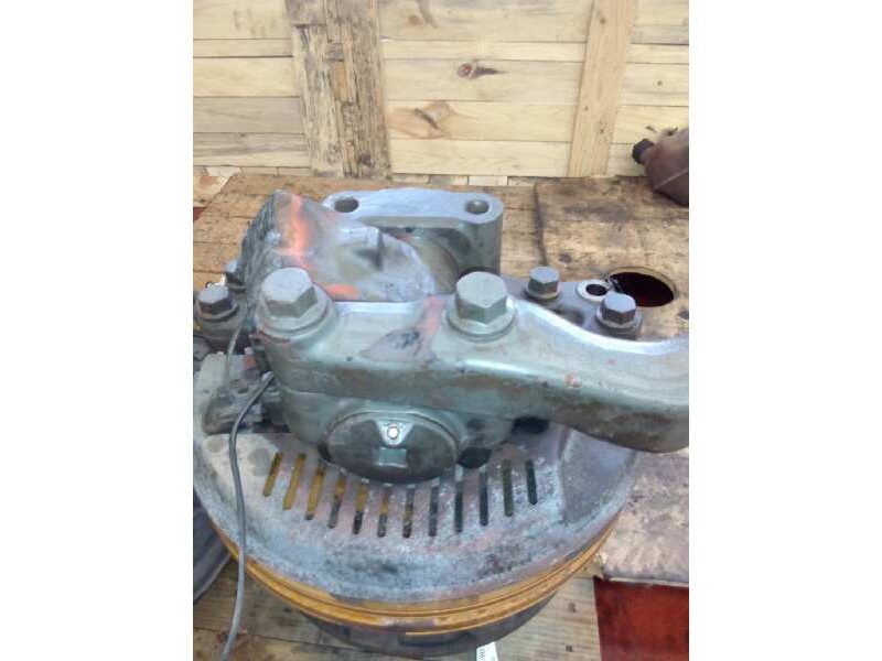 Recambio de mangueta delantera derecha para volvo trucks fh 12 fh 12.460 (460cv) referencia OEM IAM   