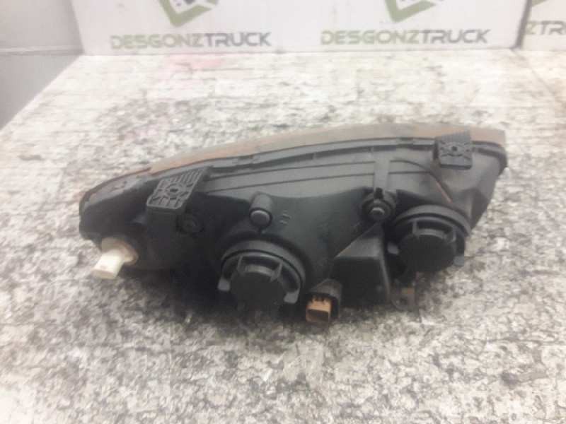 Recambio de faro izquierdo para hyundai elantra (xd) 2.0 gls (4-ptas.) (2004) referencia OEM IAM   