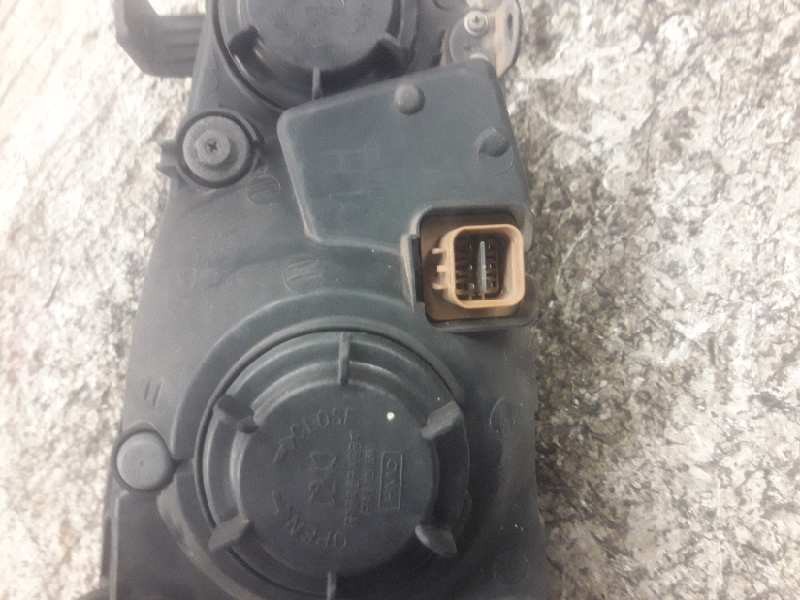 Recambio de faro izquierdo para hyundai elantra (xd) 2.0 gls (4-ptas.) (2004) referencia OEM IAM   