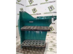 Recambio de peldaño derecho para scania trucks serie 3 93 m/280 (282cv) referencia OEM IAM   