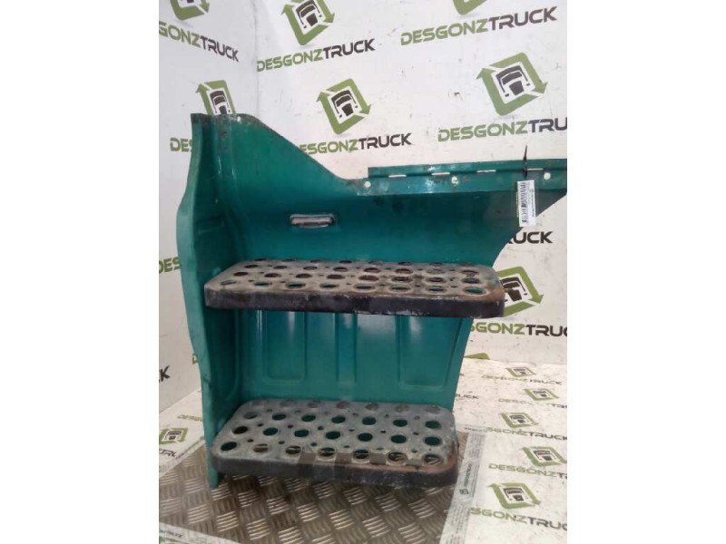 Recambio de peldaño derecho para scania trucks serie 3 93 m/280 (282cv) referencia OEM IAM   
