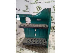 Recambio de peldaño izquierdo para scania trucks serie 3 93 m/280 (282cv) referencia OEM IAM   