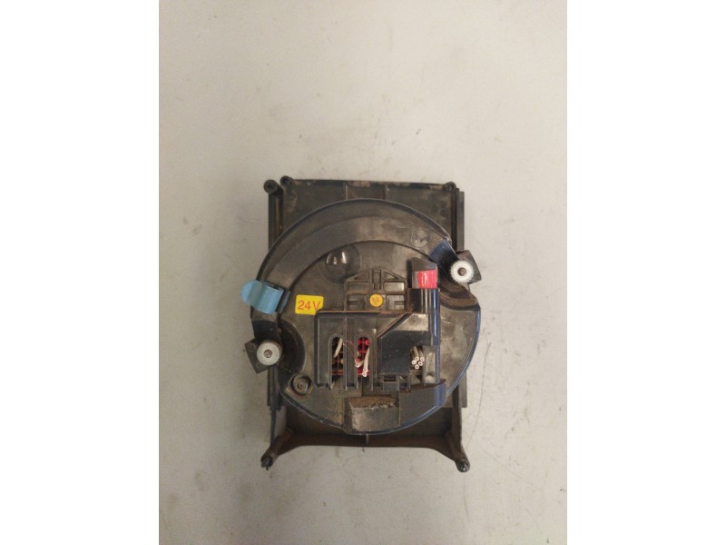 Recambio de tacografo para renault hd 340.18 / 26 premium e2 9.8 diesel referencia OEM IAM 131824 5100489 