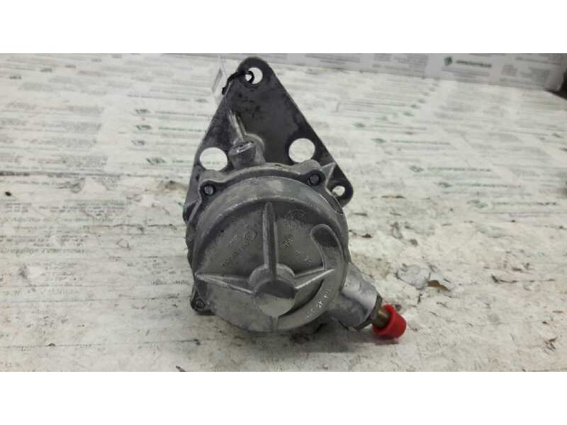 Recambio de depresor freno / bomba vacio para peugeot 205 berlina 1.8 d generation referencia OEM IAM 174459  