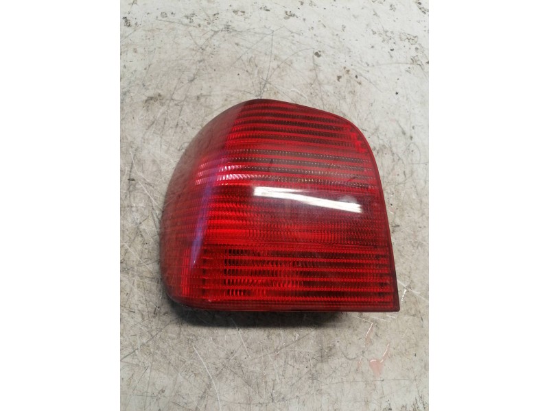 Recambio de piloto trasero izquierdo para volkswagen polo berlina (6n2) conceptline referencia OEM IAM   