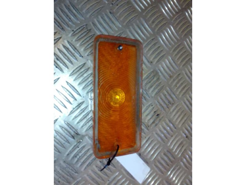 Recambio de piloto delantero derecho para pegaso trucks ekus 75.40 referencia OEM IAM   