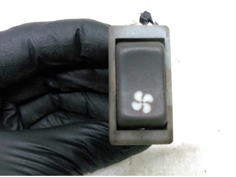 Recambio de interruptor para seat marbella ce referencia OEM IAM   