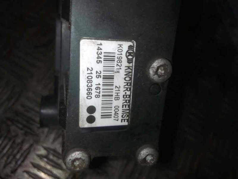 Recambio de valvula aire para renault trucks t-serie 520p, low (520cv) referencia OEM IAM 21083660 K019821 