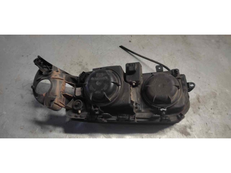 Recambio de faro derecho para volvo s80 berlina 2.4 (103kw) referencia OEM IAM   4 PINS