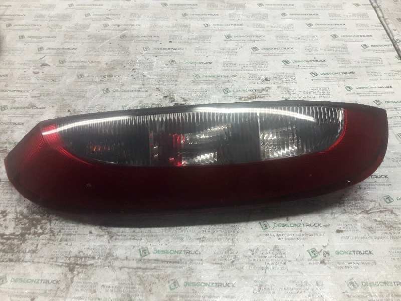 Recambio de piloto trasero izquierdo para opel corsa c club referencia OEM IAM   