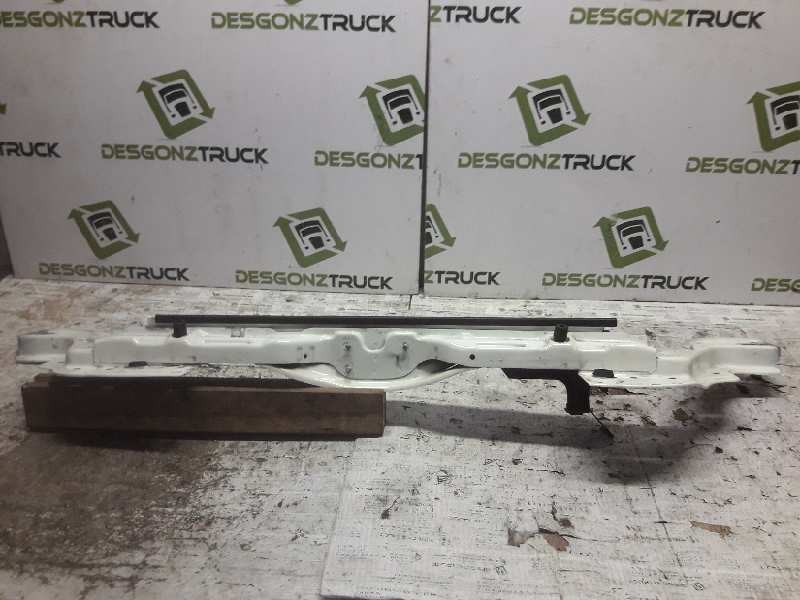 Recambio de travesaño superior para fiat fiorino adventure sx kasten referencia OEM IAM   