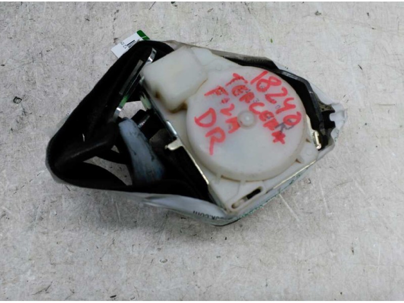 Recambio de cinturon seguridad trasero para opel zafira a blue line referencia OEM IAM  TERCERA FILA 